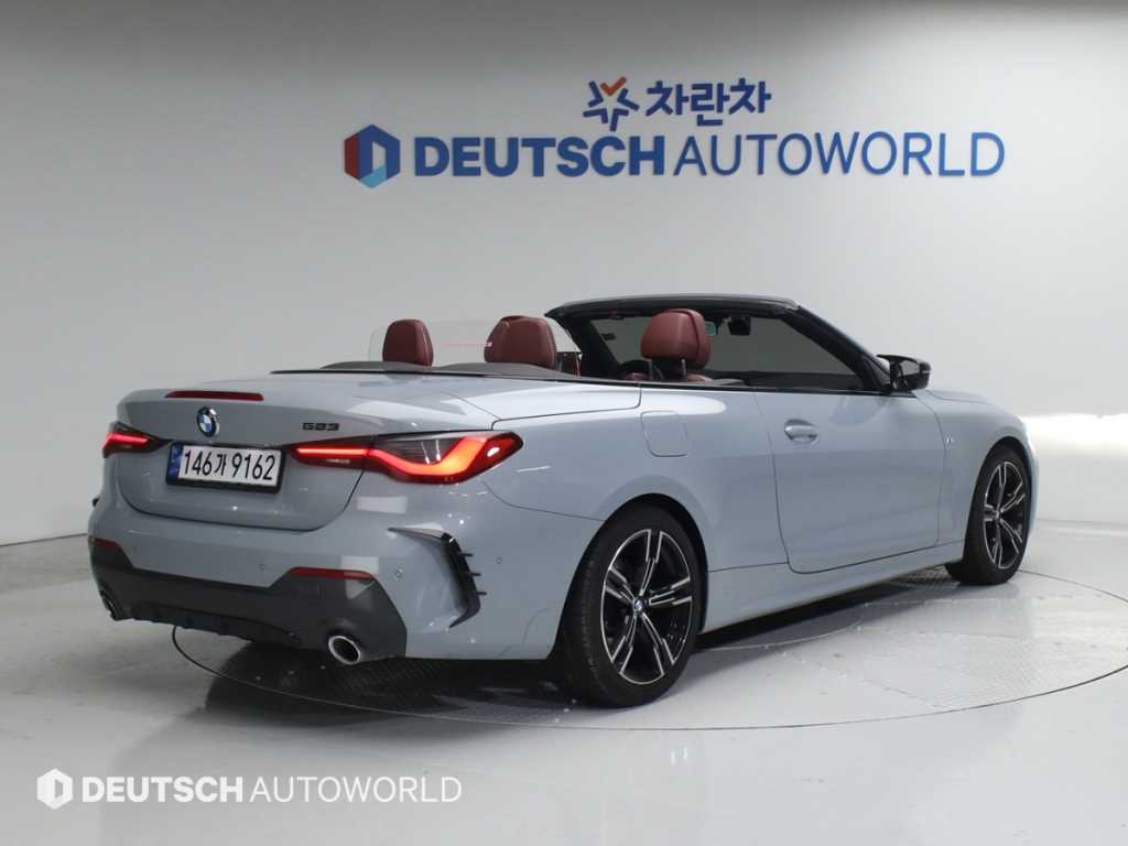 BMW 4 Series 420i Convertible M Sport 3