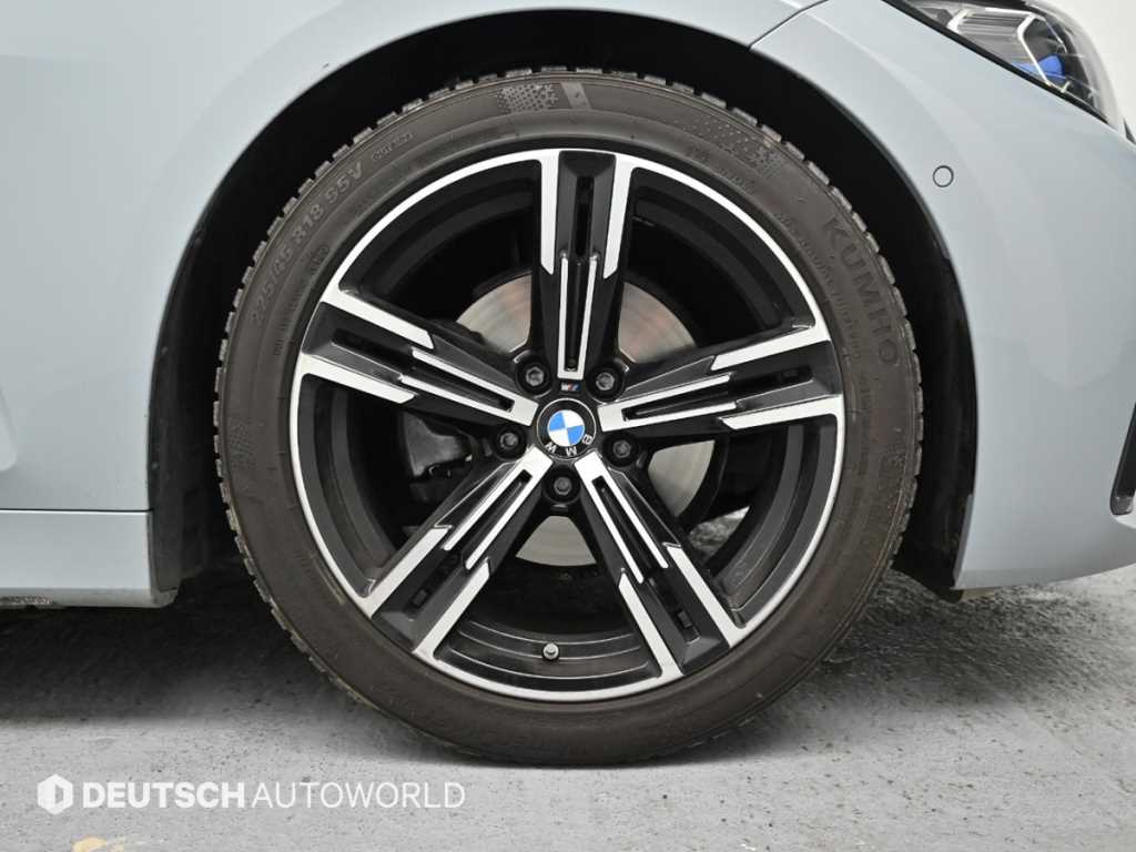 BMW 4 Series 420i Convertible M Sport 6