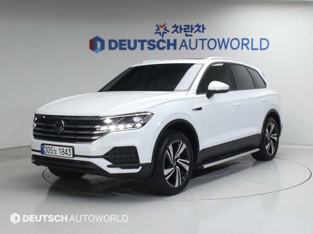 투아렉 3세대 3.0 TDI 프리미엄 2023년식