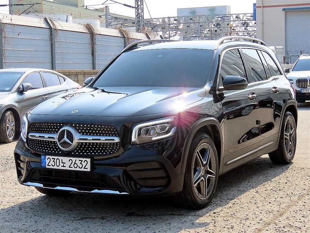 벤츠 GLB 클래스 GLB 250 4MATIC 사진 2/20