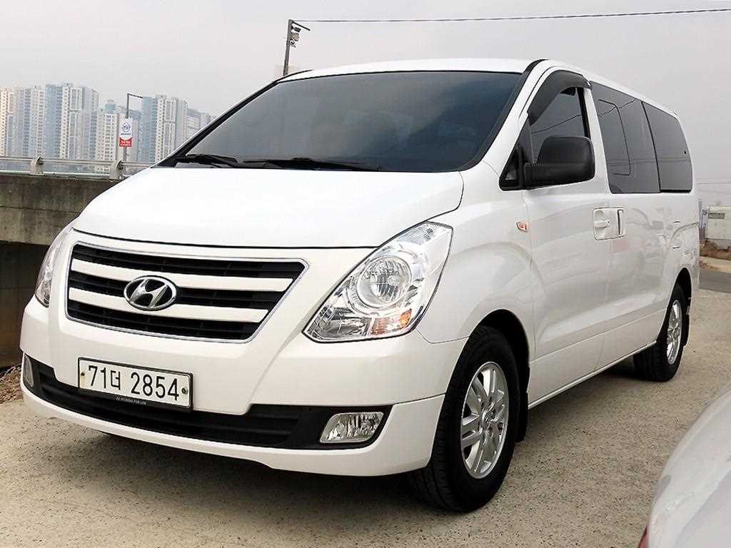 Hyundai Starex Wagon Modern 3
