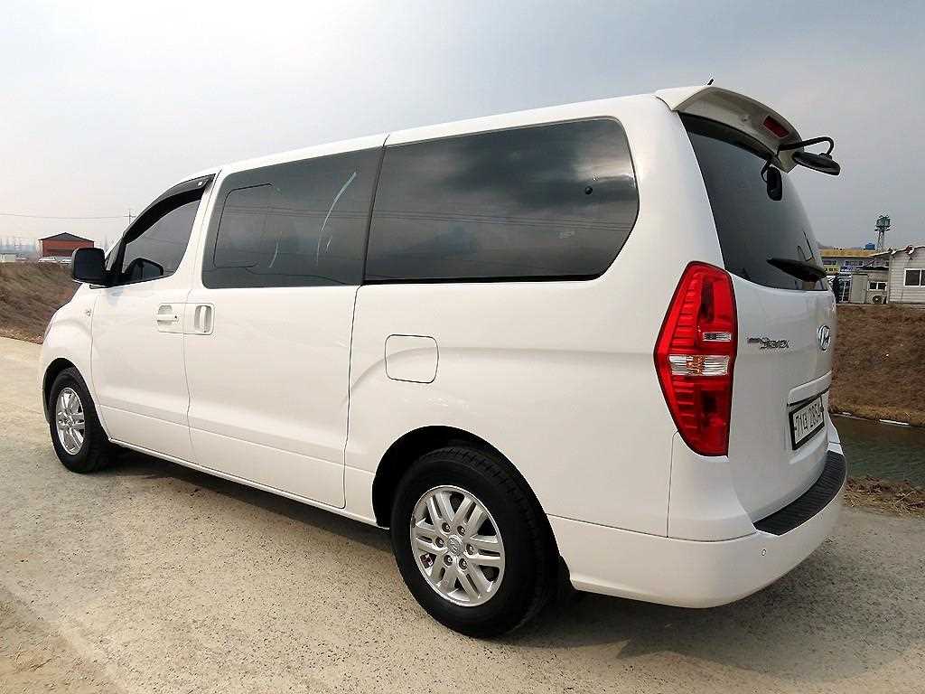 Hyundai Starex Wagon Modern 4