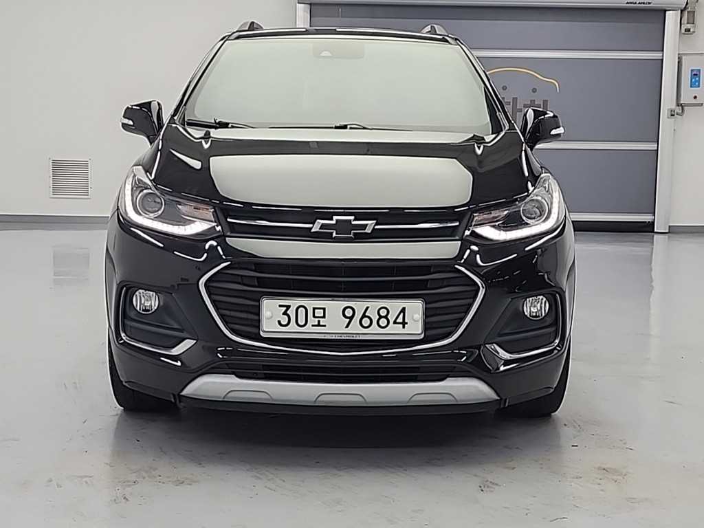Chevrolet Trax Gasoline 1.4 Perfect Black 3