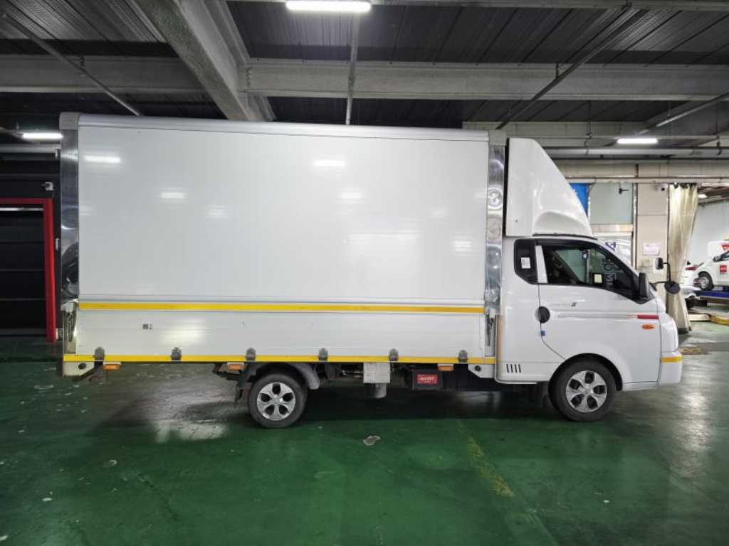 현대 포터2 1톤 윙바디 슈퍼캡 극초장축 - 중고 트럭 매물 이미지