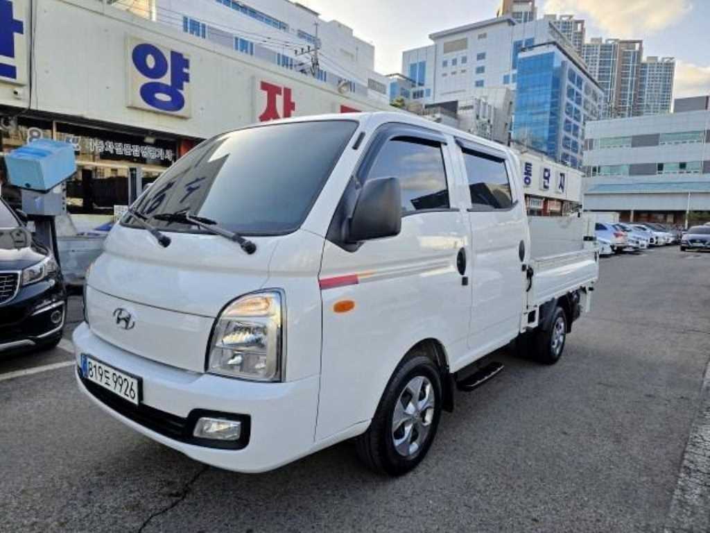 Hyundai Porter Double Cab/ Long Wheelbase/ CRDi Smart