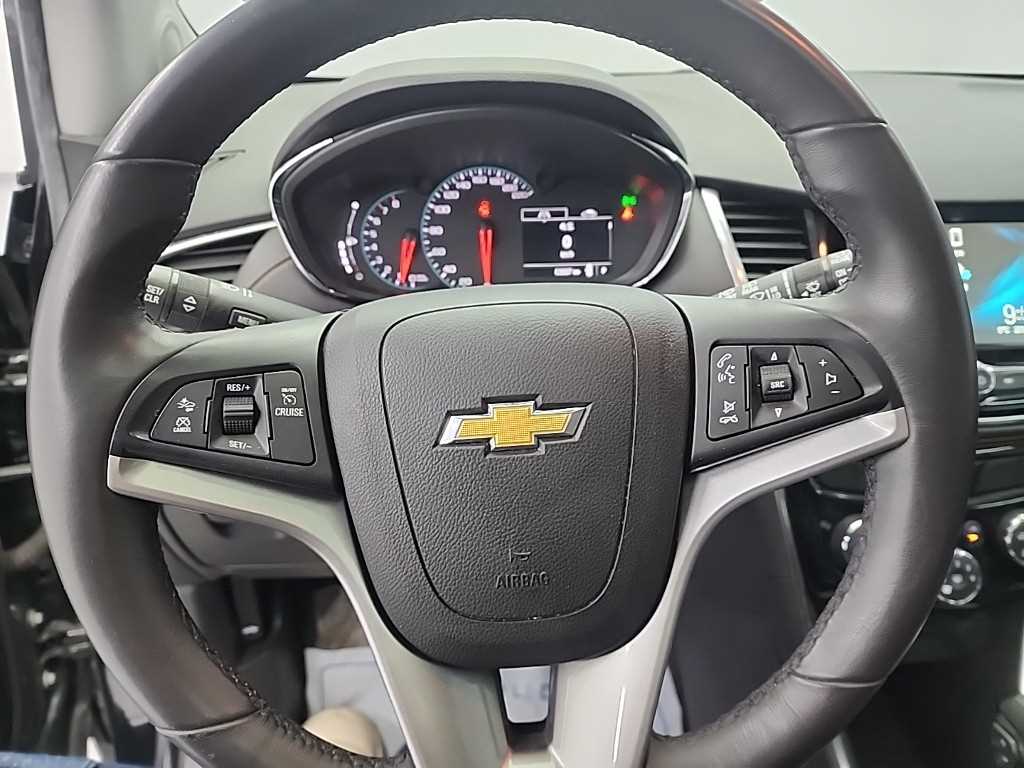 Chevrolet Trax Gasoline 1.4 Perfect Black 10