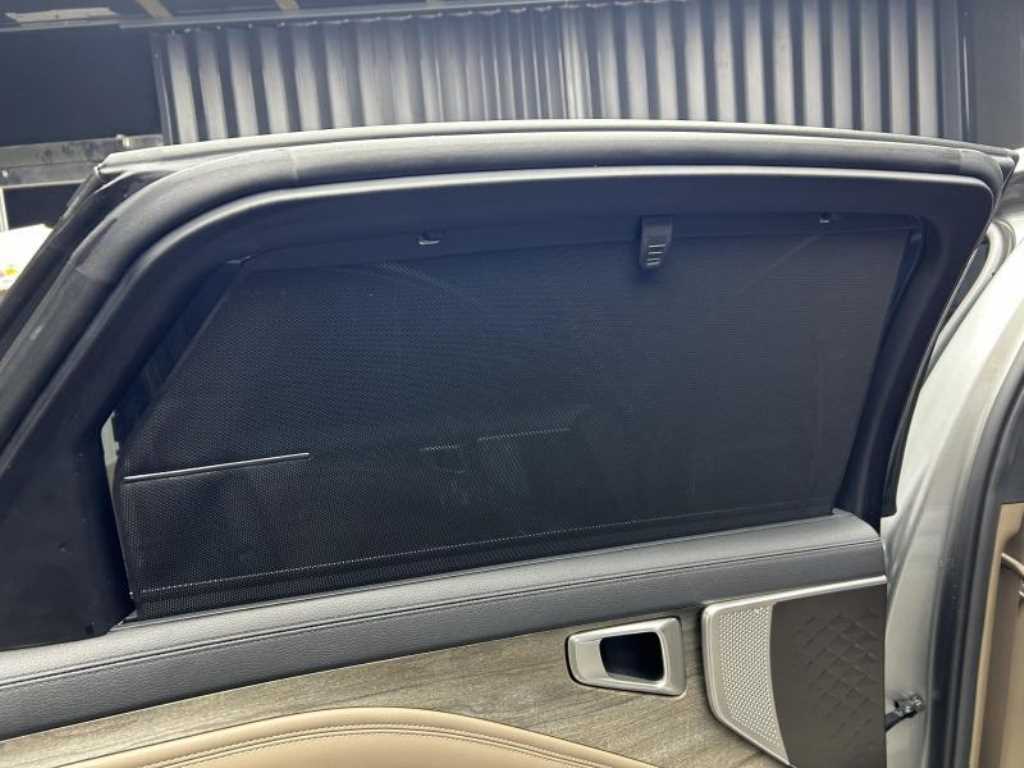 Kia K8 2.5 2WD Noblesse 10