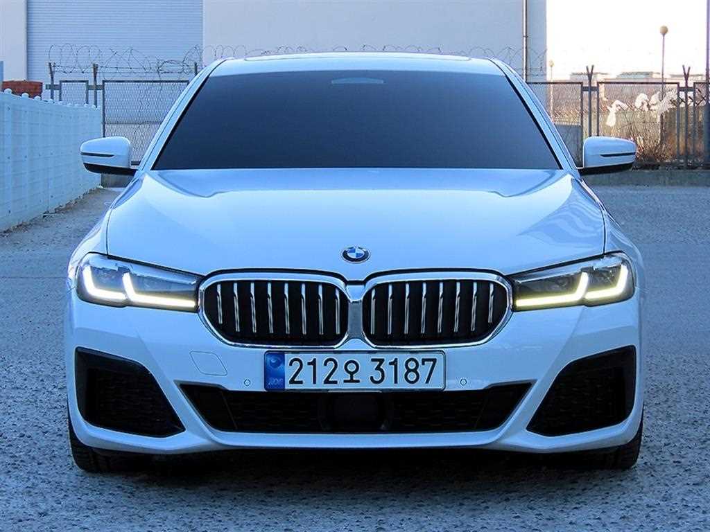 5시리즈 (G30) 520i M 스포츠 2022년식