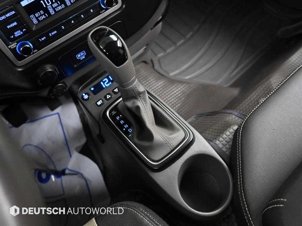 Hyundai Porter Standard Cab/ Long Wheelbase Twin Comp 10