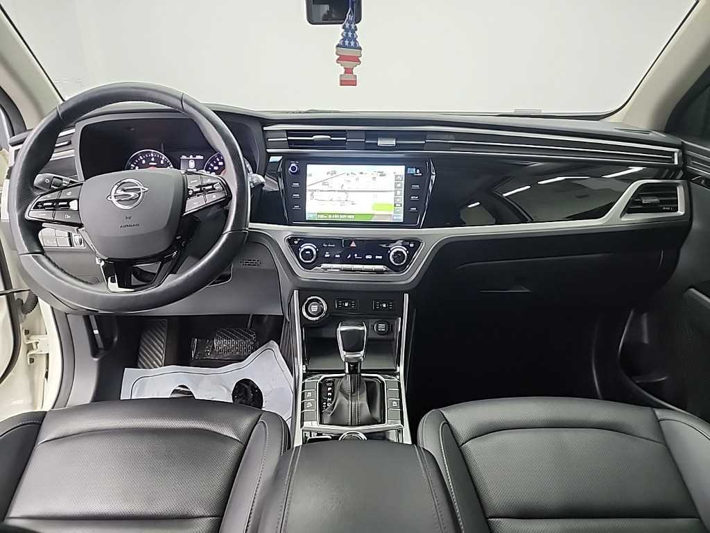 KG Mobility (Ssangyong) Korando 2WD Gasoline 1.5 C5 Plus 8