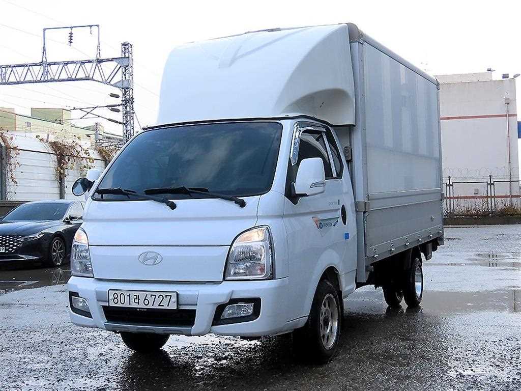 Hyundai Porter Electric/ Super Cab/ Long Wheelbase 2
