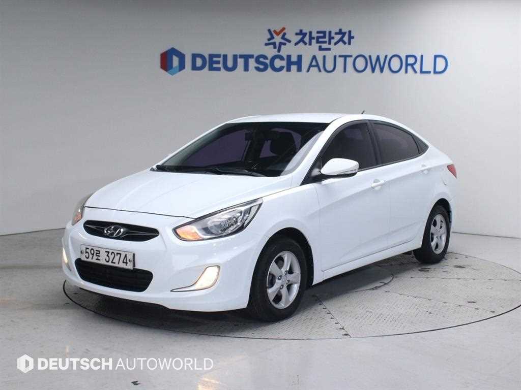 엑센트신형 1.4VVT 프리미어 2013년식