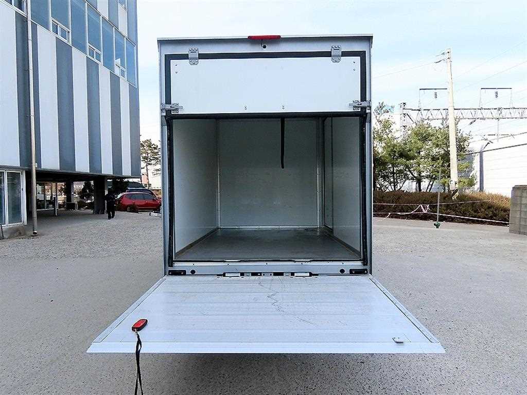 Hyundai Porter Super Cab/ Long Wheelbase Smart 8