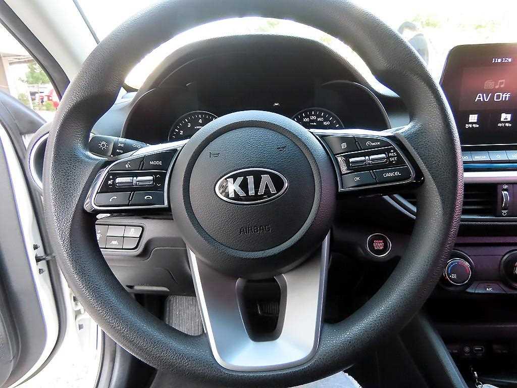 Kia K3 1.6 Trendy 9
