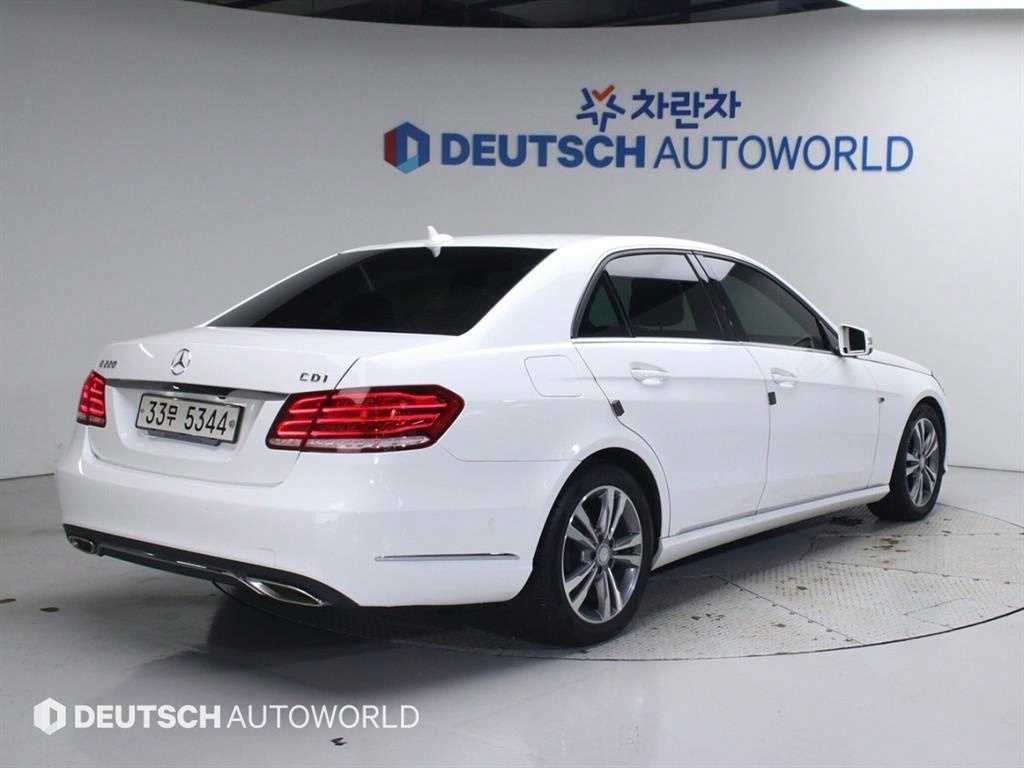 벤츠 E 클래스 E220 CDI 아방가르드 사진 2/20