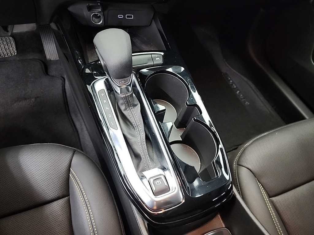 Chevrolet Trax 1.2 Turbo Active 9