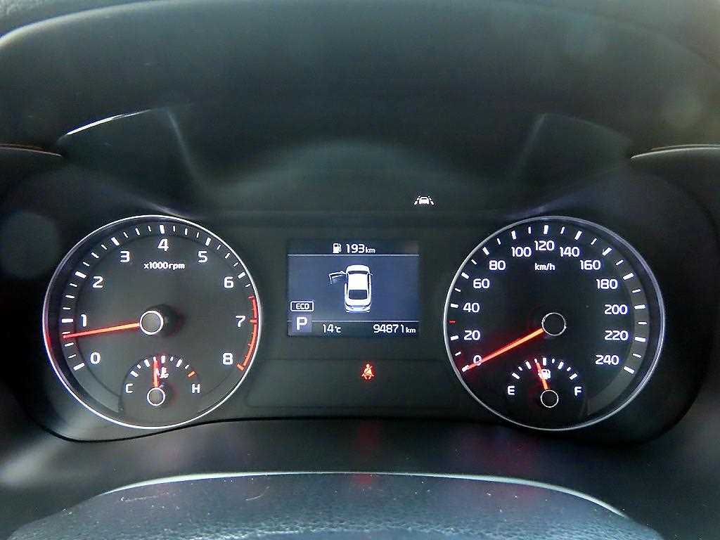 Kia K3 1.6 Trendy 10