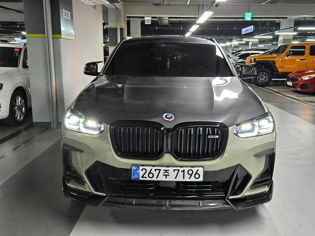 BMW X4 xDrive 20i M Sport Pro 2