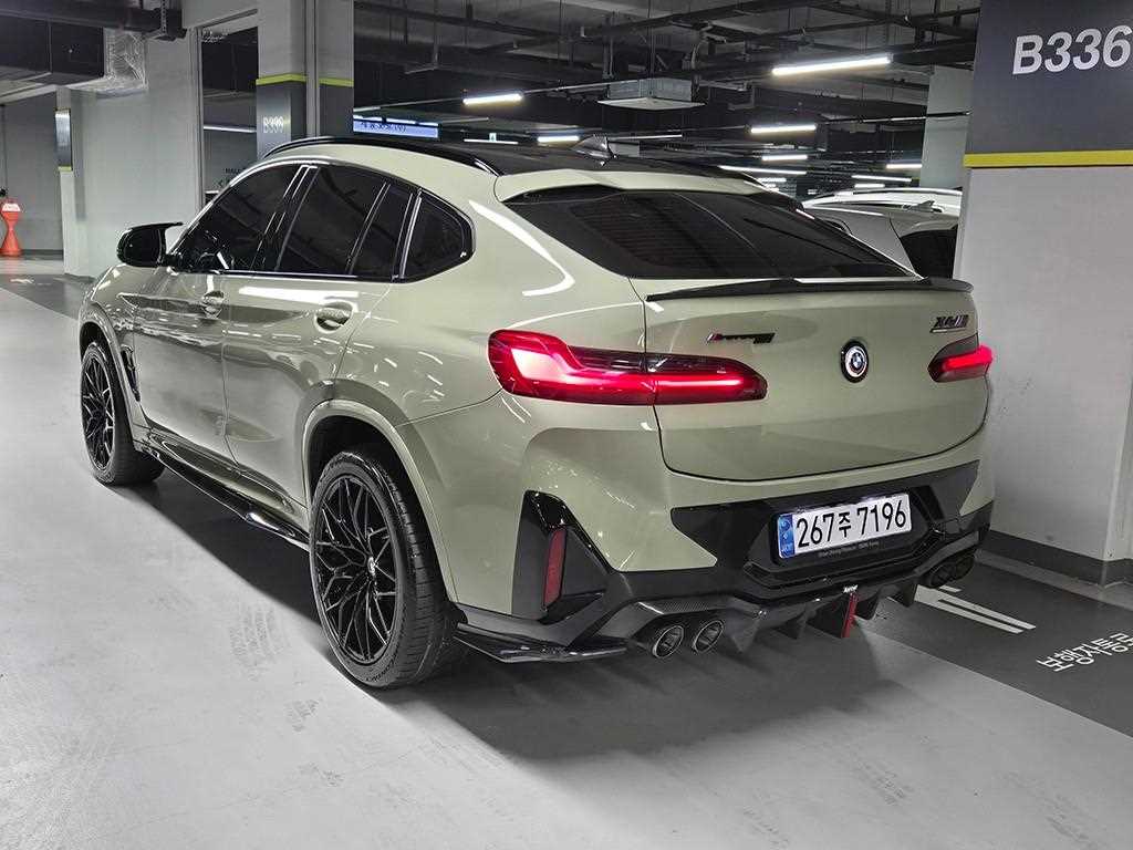 BMW X4 xDrive 20i M Sport Pro 4