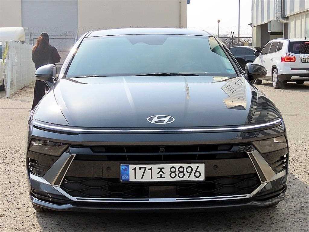 Hyundai Sonata Inspiration