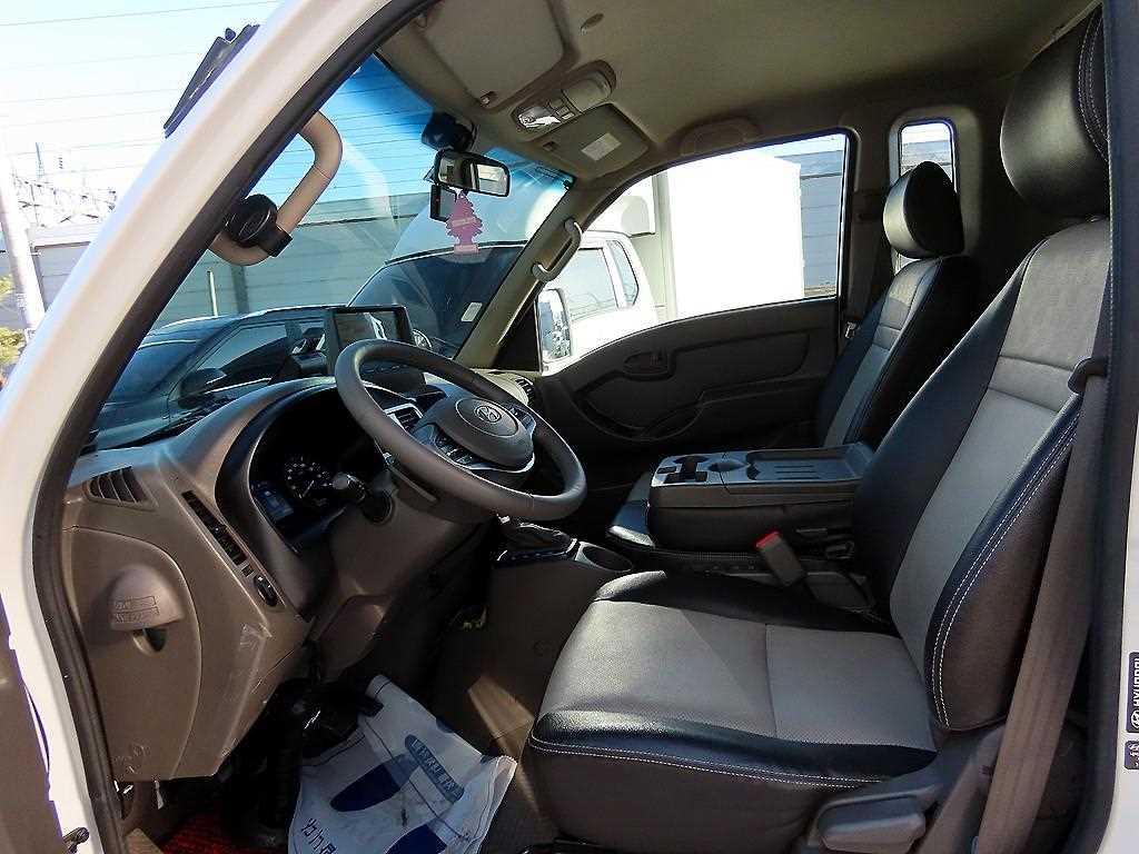 Hyundai Porter Manual/ Super Cab/ Long Wheelbase 8