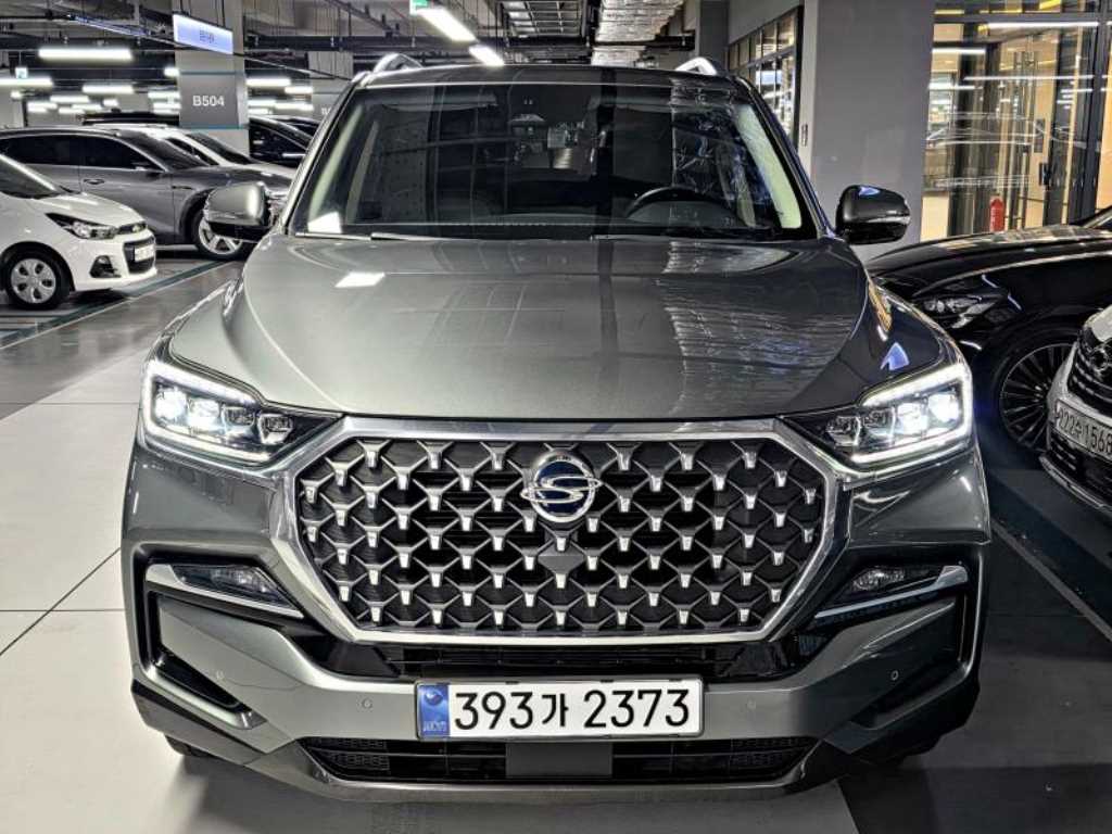KGM 렉스턴 디젤 2.2 4WD 럭셔리 사진 2/20