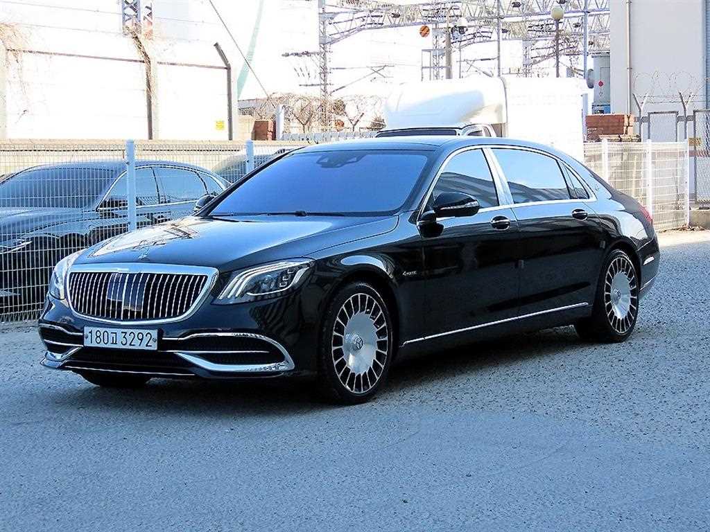 벤츠 S 클래스 마이바흐 S 560 4MATIC 사진 2/20