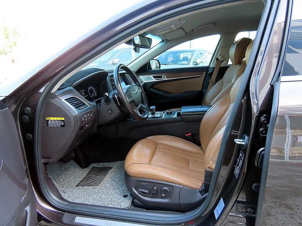 제네시스 G80 3.3 GDI AWD 프리미엄 럭셔리 사진