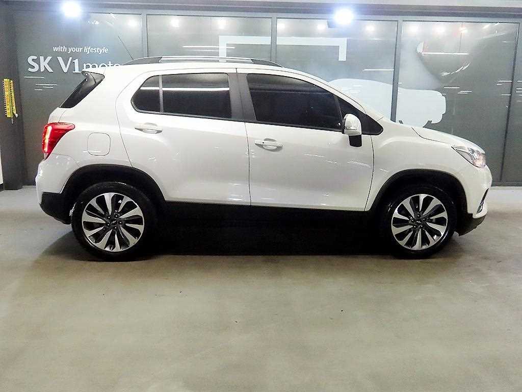 Chevrolet Trax Gasoline 1.4 Premier — фото 3