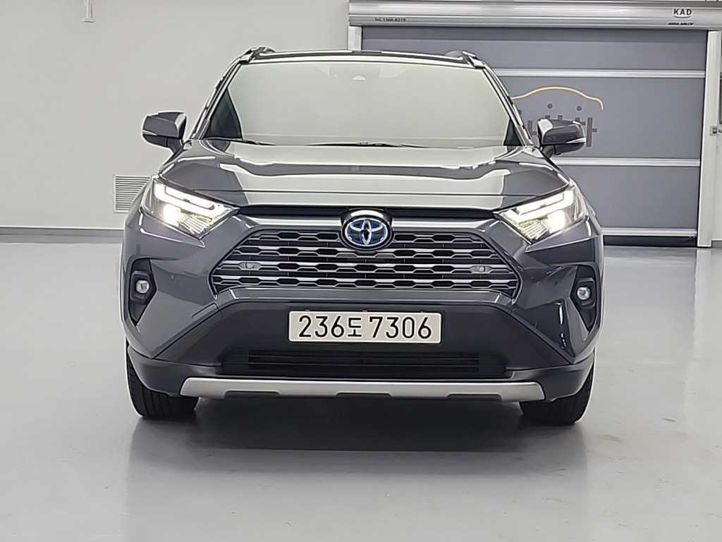Toyota RAV4 2.5 4WD Hybrid LTD 3