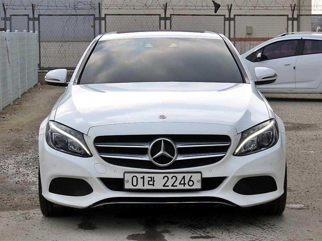 C클래스 W205 C200 아방가르드 2018년식