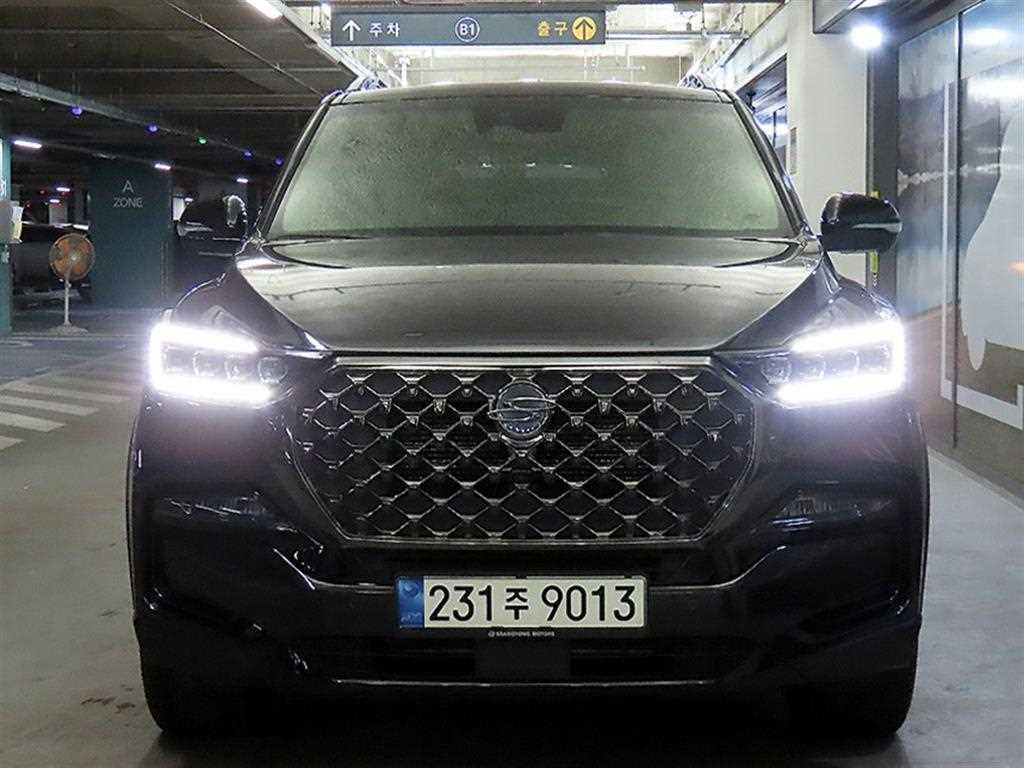 KGM 렉스턴 디젤 2.2 4WD 더 블랙 사진 2/20