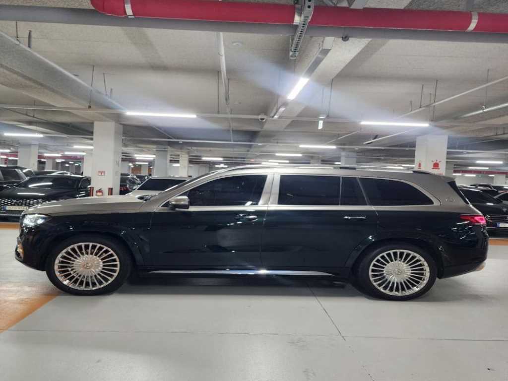Mercedes-Benz GLS-Class Maybach GLS600 4MATIC Manufacture 2