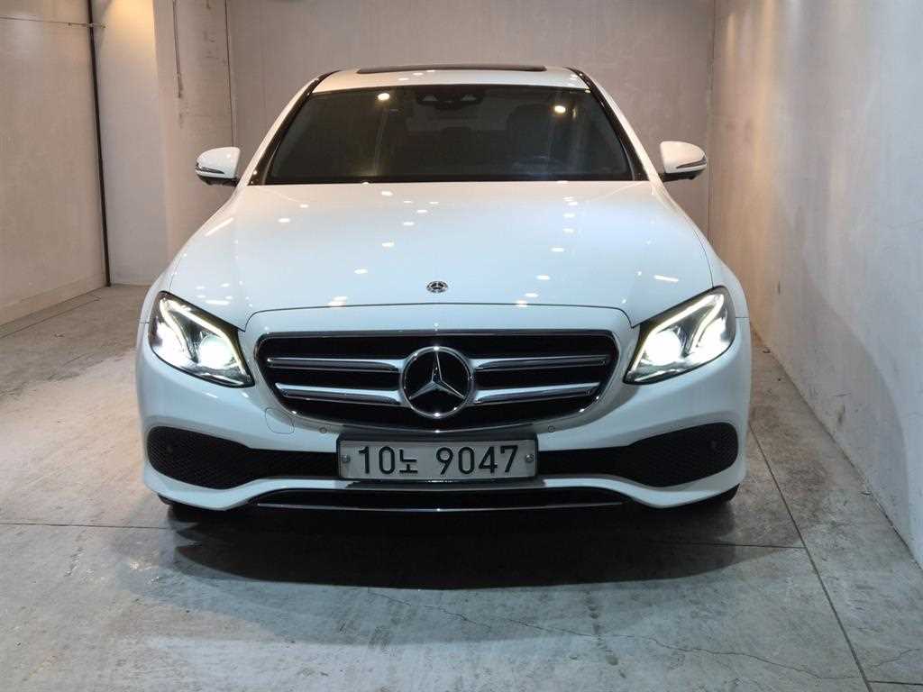 E-클래스 W213 E300 4MATIC 아방가르드 2018년식