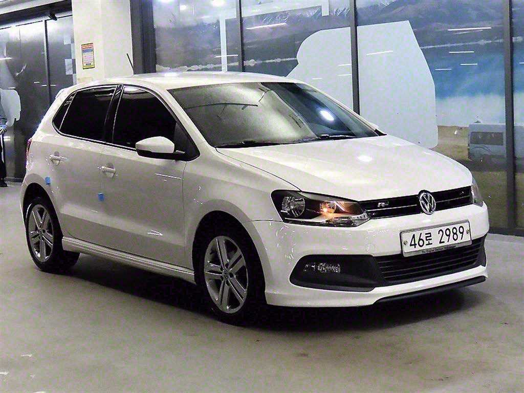Volkswagen Polo 1.6 TDI R-LINE