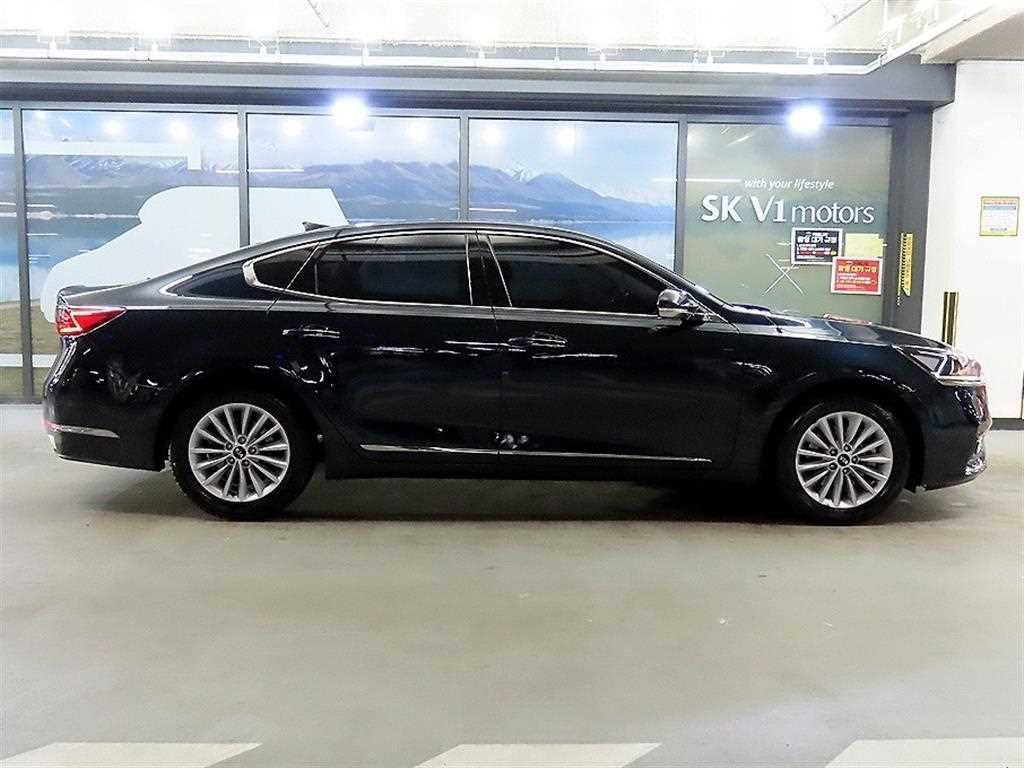 Kia K7 3.0 LPI Luxury 4