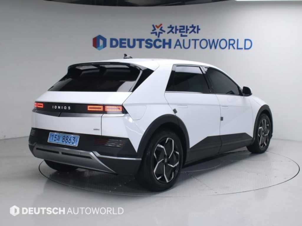 Hyundai IONIQ Long Range 4WD Exclusive 3