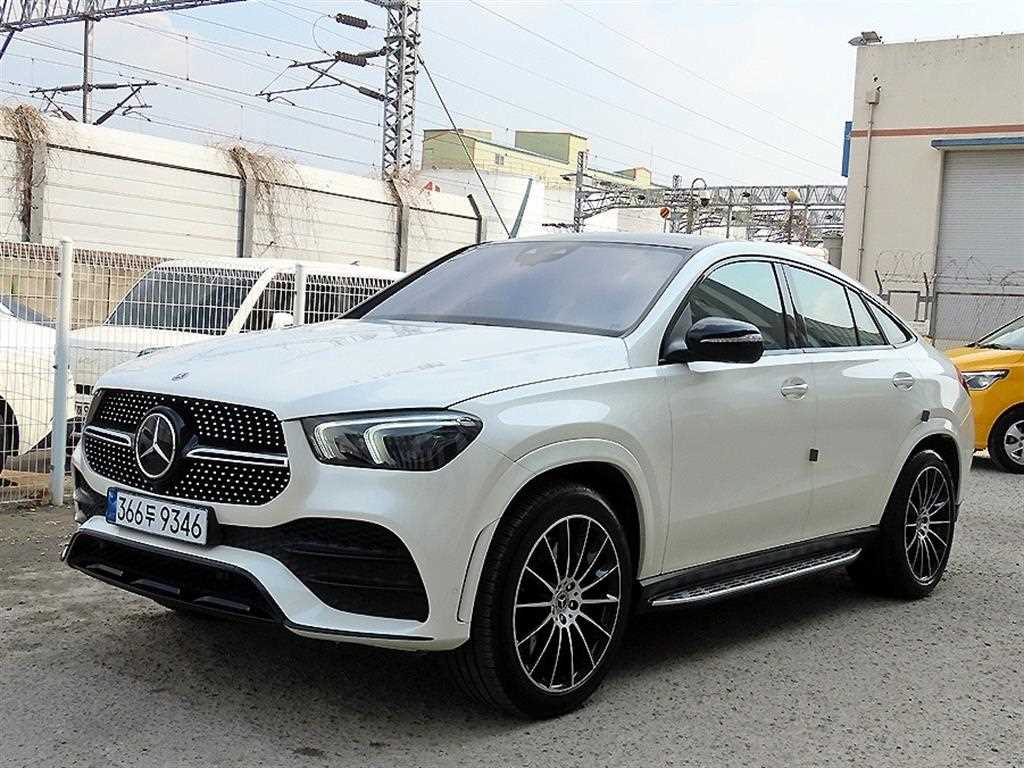 벤츠 GLE 클래스 GLE 400d 4MATIC 쿠페 사진 2/20
