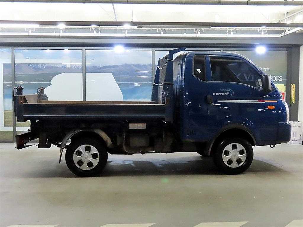 Hyundai Porter Super Cab/ Long Wheelbase/ 4WD Smart 4