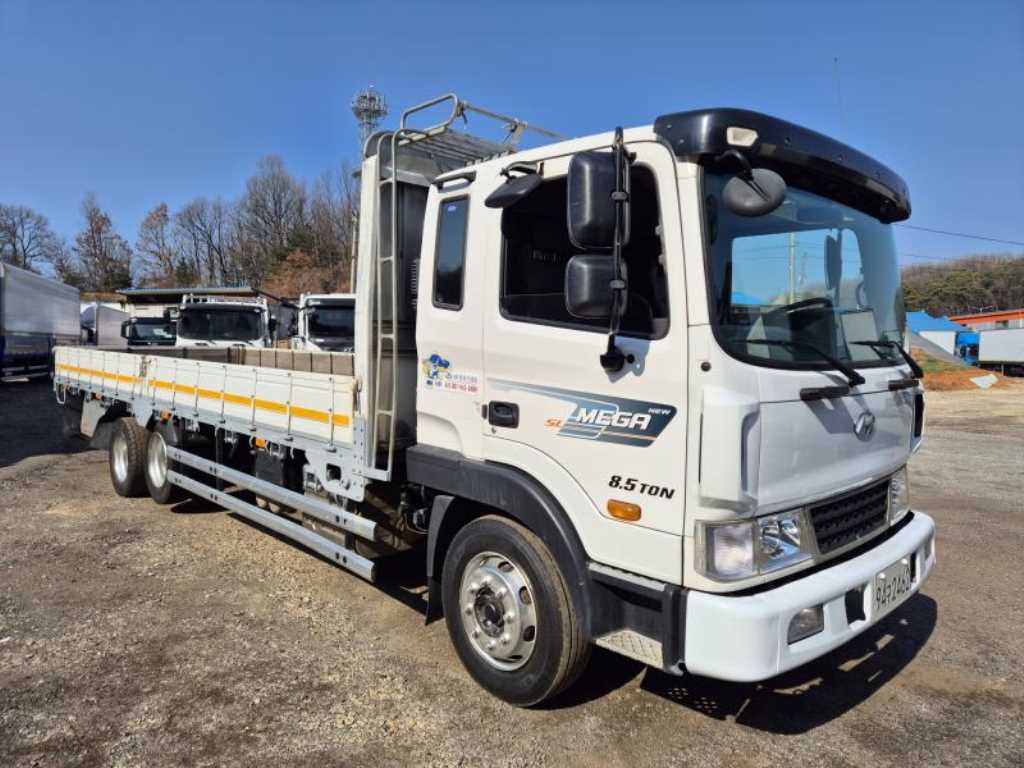 현대 메가트럭 280 카고 8.5톤 수동 - 중고 트럭 매물 이미지