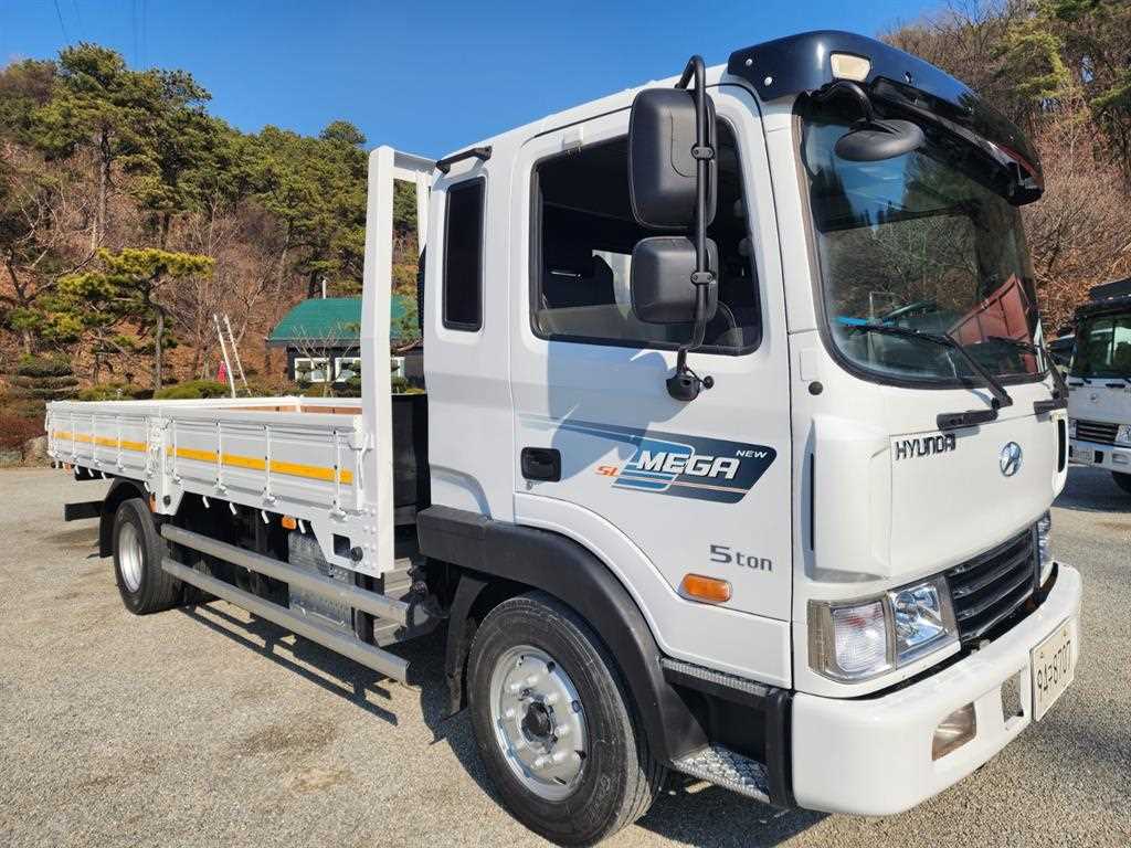 현대 메가트럭 카고 5톤 수동 - 중고 트럭 매물 이미지