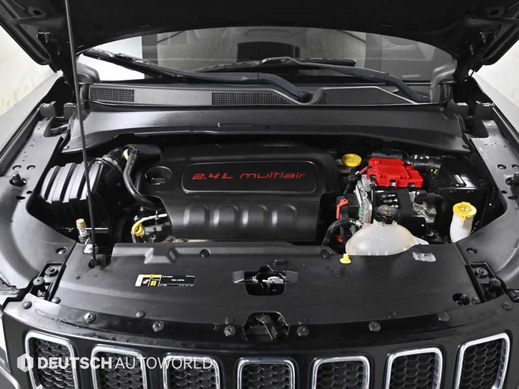 Jeep Compass 2.4 AWD Limited 7