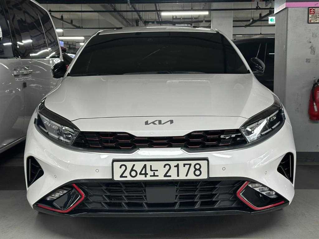 기아 K3 1.6 가솔린 터보 GT 5도어 시그니처 사진 2/20