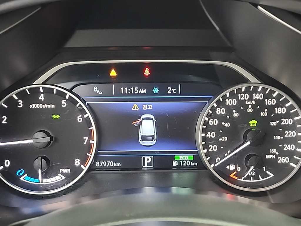 Nissan Murano 2.5 Hybrid Platinum 7