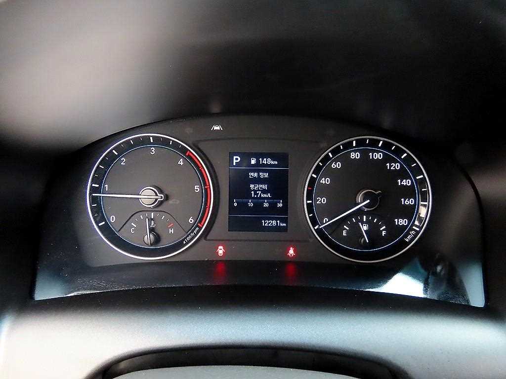 Hyundai Porter Super Cab/ Long Wheelbase/ 2WD Smart 10