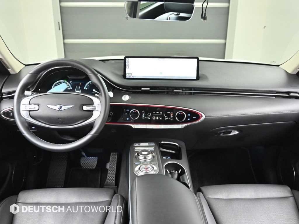 Genesis GV70 2.5T Gasoline 2WD 8