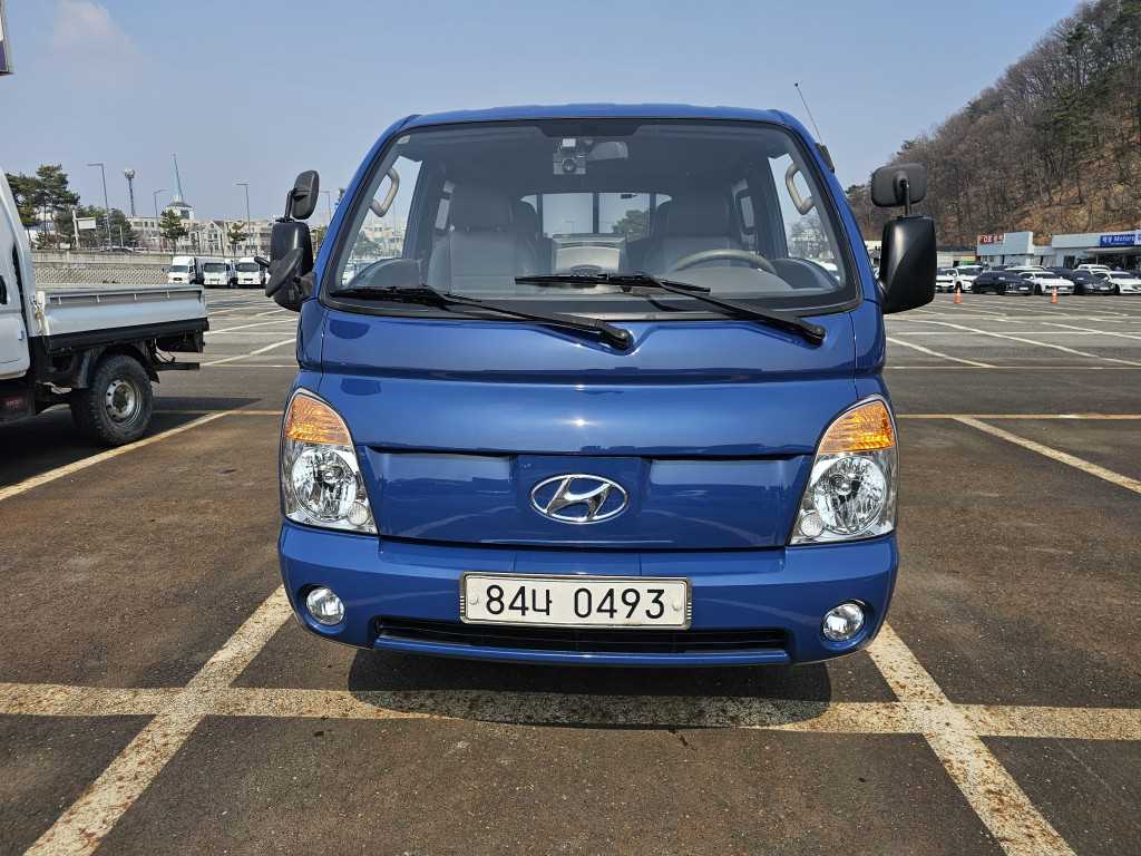 Hyundai Porter 1.0 Ton/ Double Cab/ CRDi 7