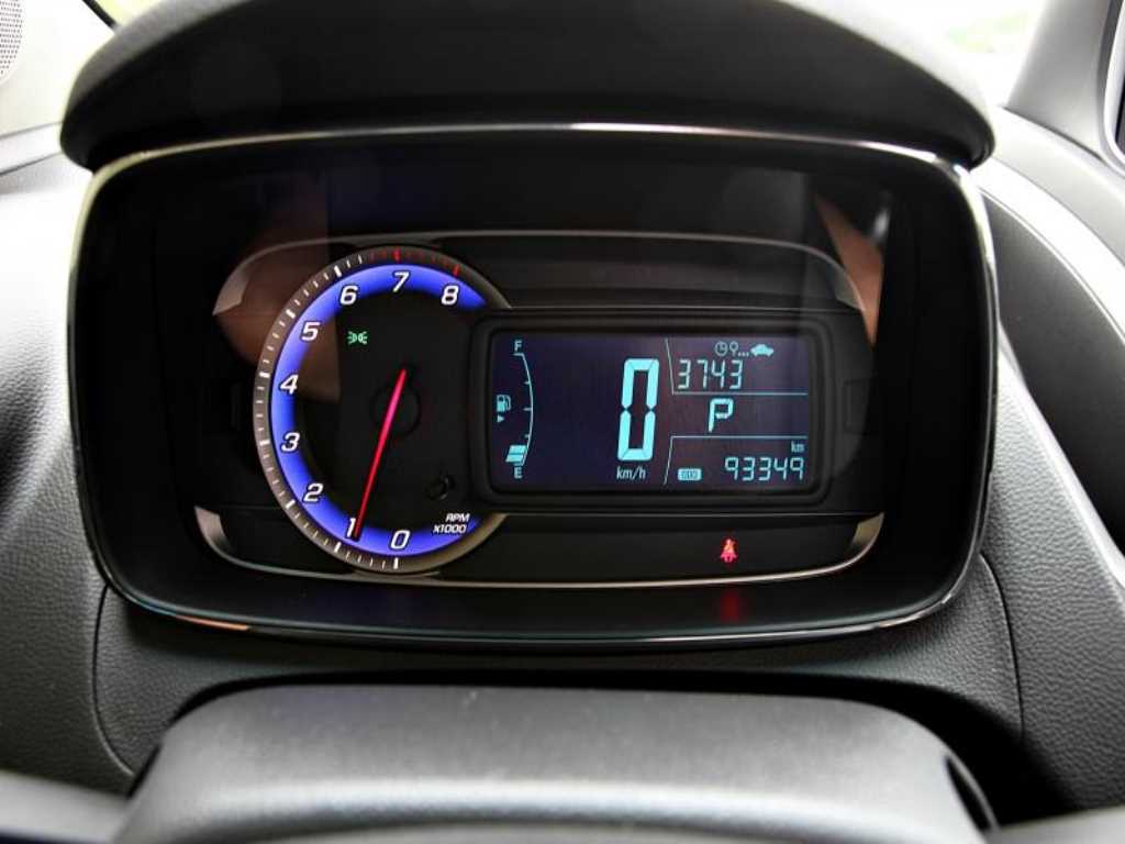 Chevrolet Trax 1.4 LT Deluxe 8