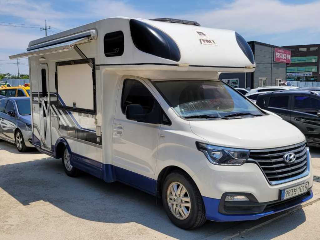 Hyundai Starex 2WD Camping Car 4