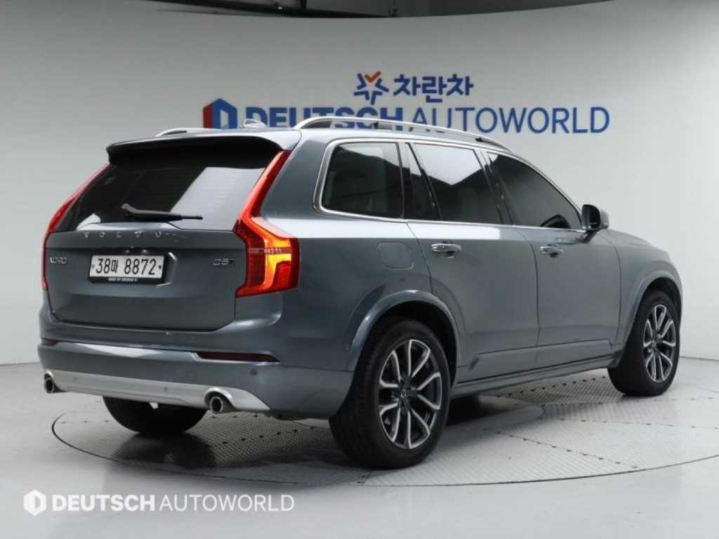 볼보 XC90 2.0 D5 AWD 인스크립션 사진 2/20